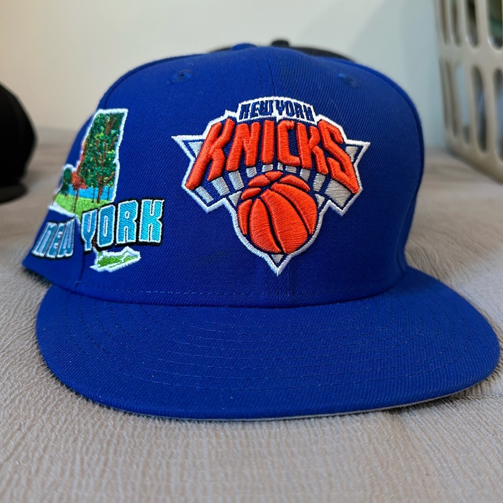 New Era NBA Fitted Hat: NY Knicks Size 7 3/8